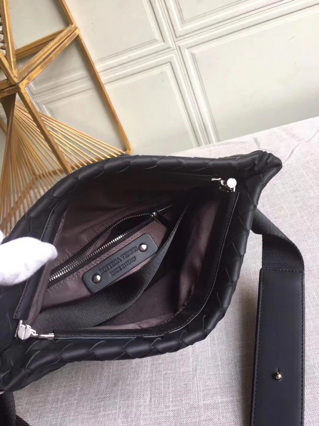 All categories 💚 Top version men’s bags 💚 BV 2024 new BV crossbody bag